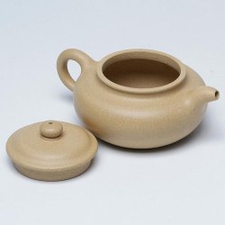 Lvni Fanggu Yixing Teapot | Soft & Soulful | DXY ZISHA